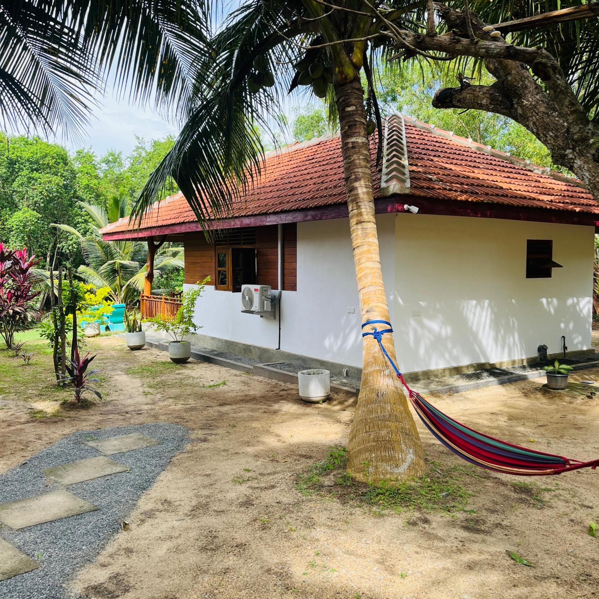 Hanguk Lanka Lagoon Villa Tangalle Exterior foto